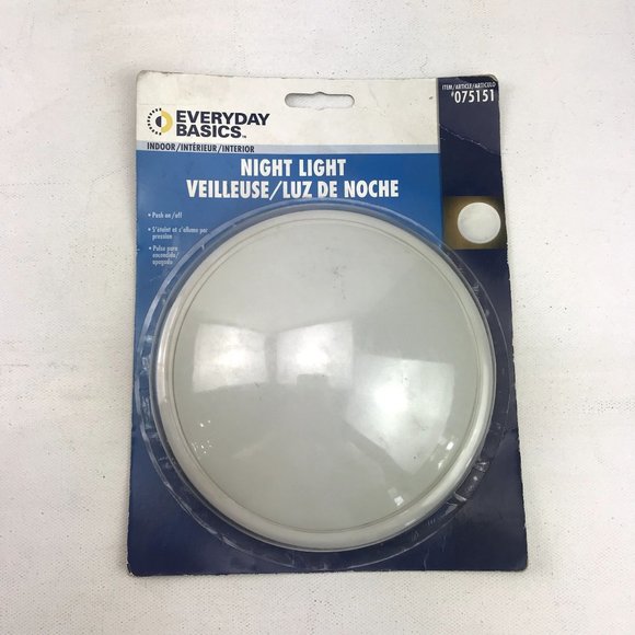 Everyday Basics Indoor Night Light Push On Off Battery Operated 075151 - Picture 1 of 3